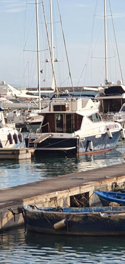 Salerno Yacht Hotel Luaran gambar